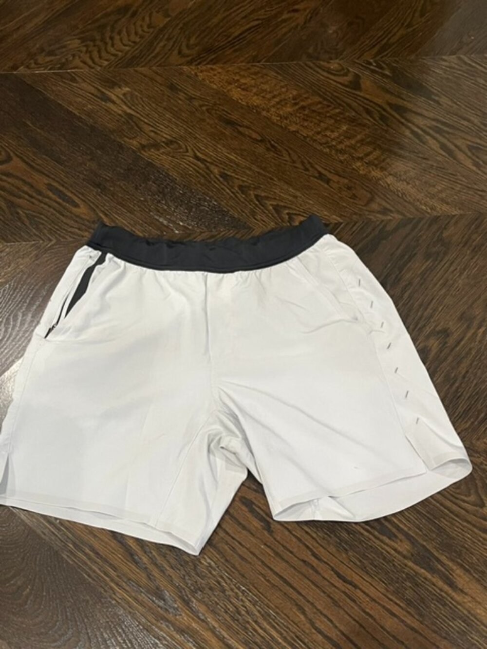 Ten Thousand Interval Short - Medium - Unlined - 7"